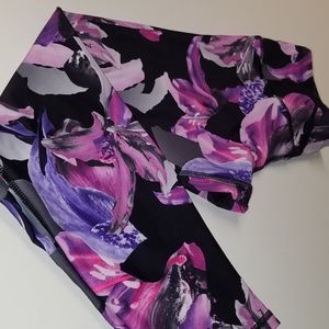 Noli Capri Leggings
